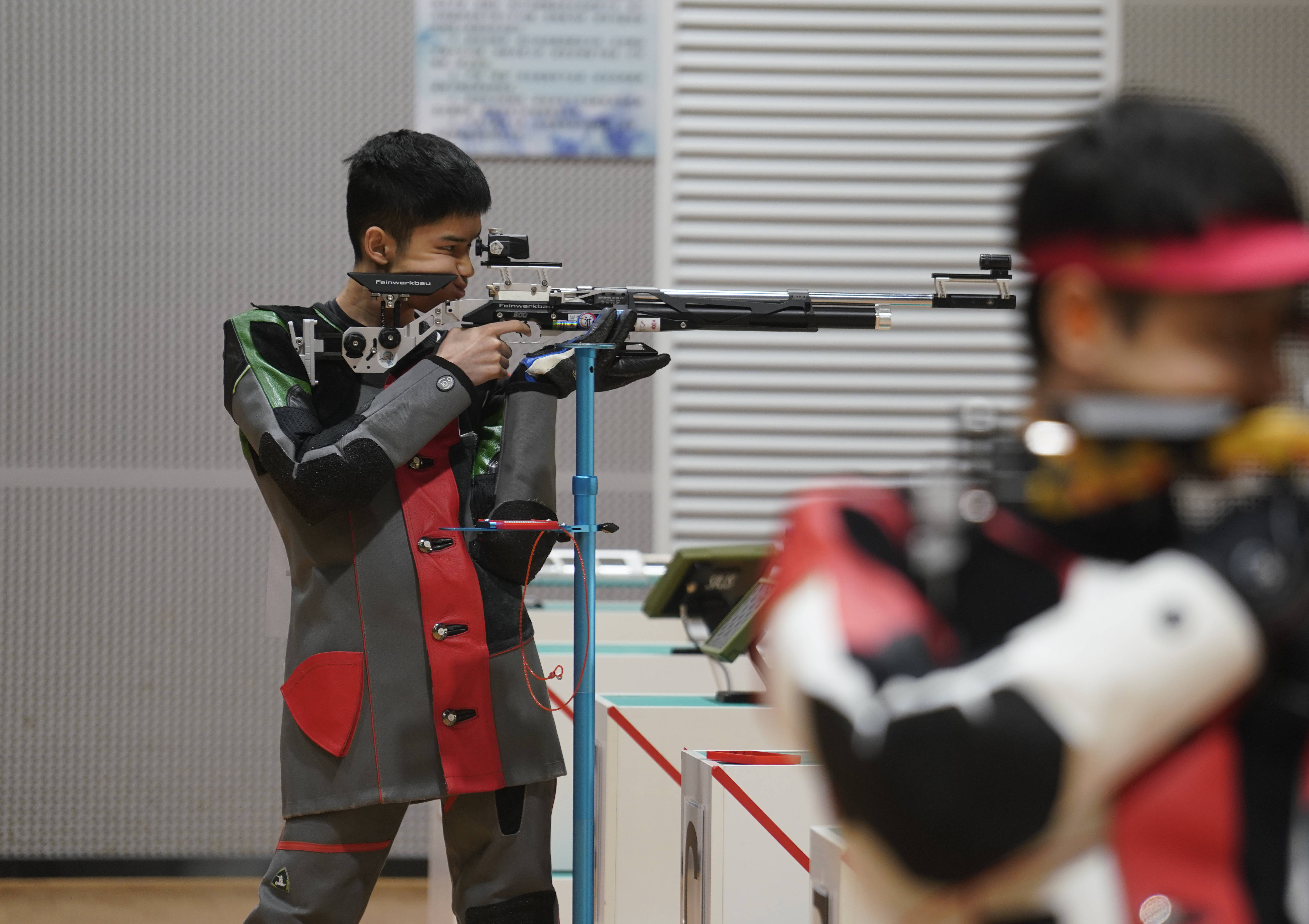 射击选手冲击射击冠军，训练成果迎来赛场考验的简单介绍